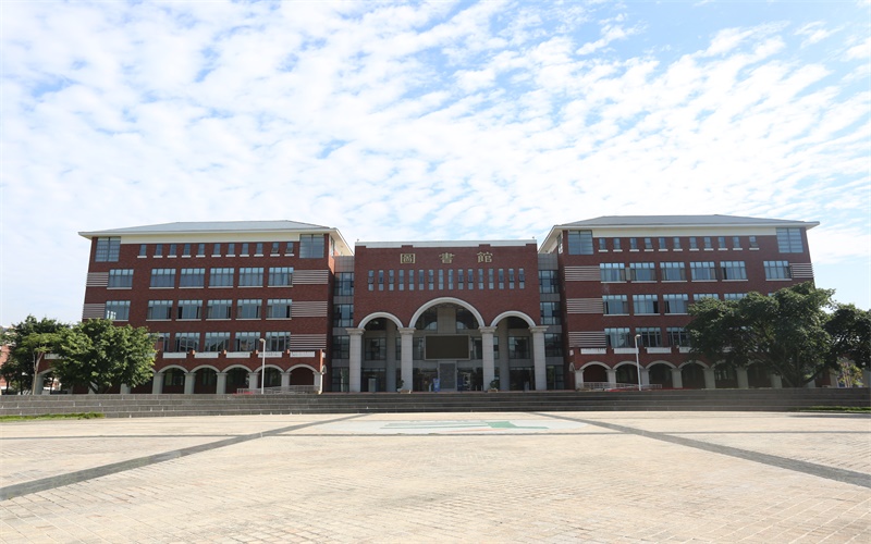 四川师范大学3