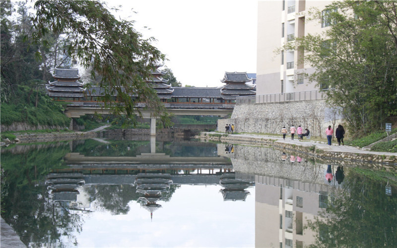 相思风雨桥