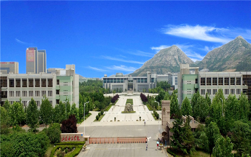 学校大门