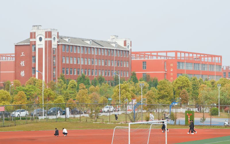 南昌职业大学 3